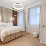Avenue des Champs-Elysées